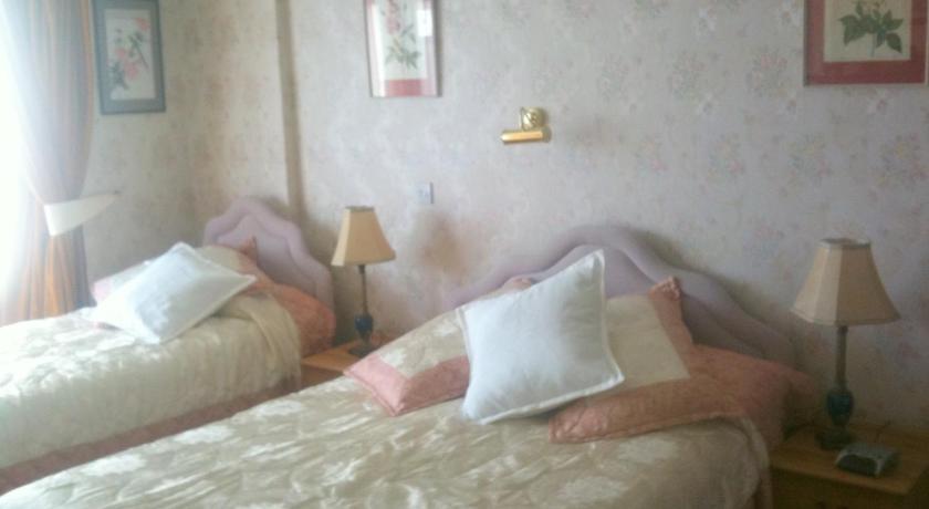 Almond House B&B Edinburgh Szoba fotó